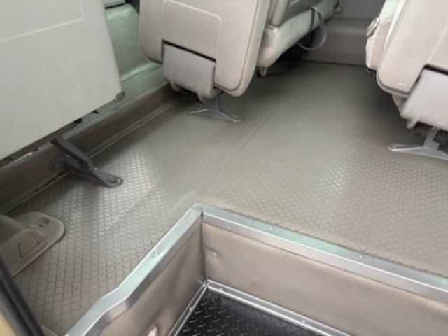 コースター ロングEXターボ マイクロバス・スイングオート・モケットリクライニングシート・冷蔵庫・ルームラック・バックカメラ・ディスプレイオーディオ・Rビューモニター・ドラレコ(前後カメラ)・ETC・フォグランプ・29人乗り(2枚目)