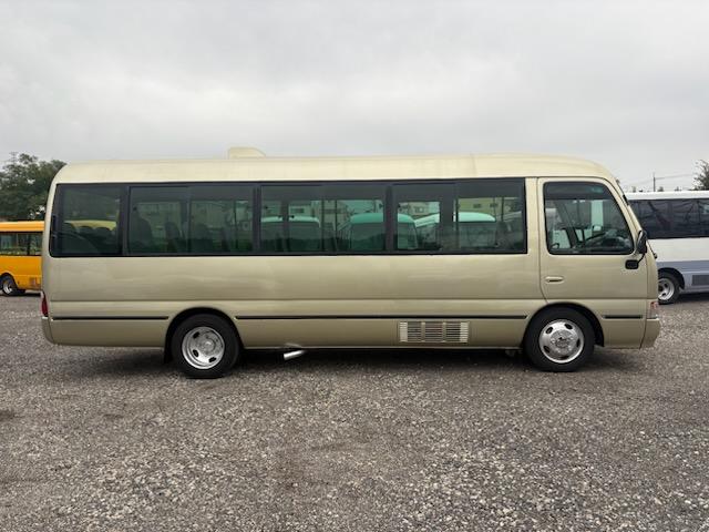 コースター ロングEXターボ マイクロバス・スイングオート・モケットリクライニングシート・冷蔵庫・ルームラック・バックカメラ・ディスプレイオーディオ・Rビューモニター・ドラレコ(前後カメラ)・ETC・フォグランプ・29人乗り(7枚目)