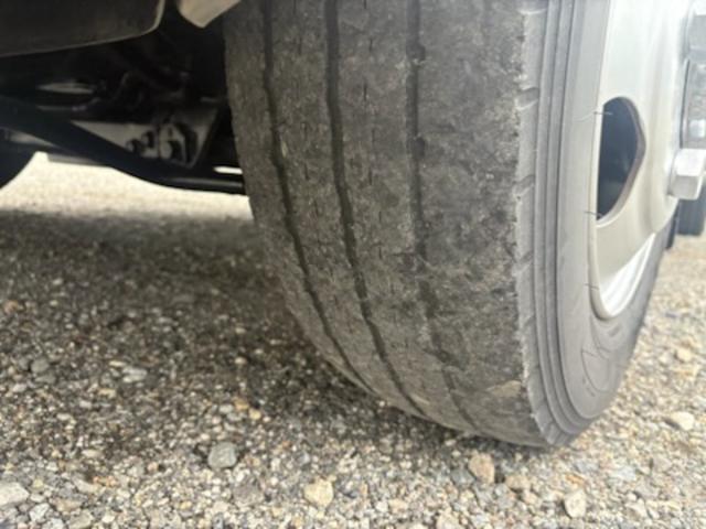 コースター ロングEXターボ マイクロバス・スイングオート・モケットリクライニングシート・冷蔵庫・ルームラック・バックカメラ・ディスプレイオーディオ・Rビューモニター・ドラレコ(前後カメラ)・ETC・フォグランプ・29人乗り(15枚目)