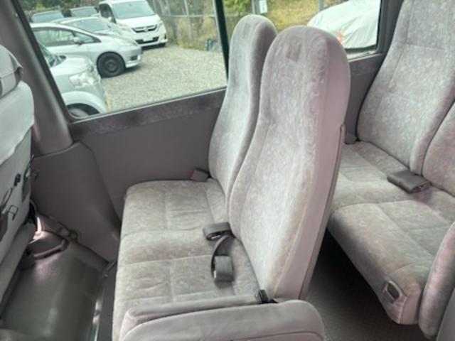 コースター ロングEXターボ マイクロバス・スイングオート・モケットリクライニングシート・冷蔵庫・ルームラック・バックカメラ・ディスプレイオーディオ・Rビューモニター・ドラレコ(前後カメラ)・ETC・フォグランプ・29人乗り(17枚目)