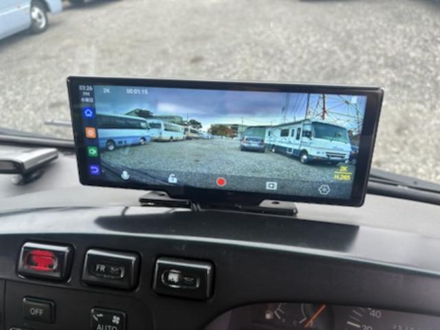 コースター ロングEXターボ マイクロバス・スイングオート・モケットリクライニングシート・冷蔵庫・ルームラック・バックカメラ・ディスプレイオーディオ・Rビューモニター・ドラレコ(前後カメラ)・ETC・フォグランプ・29人乗り(19枚目)