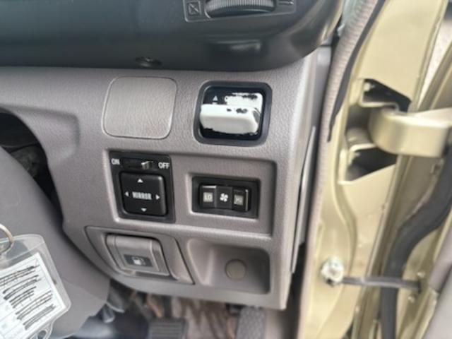 コースター ロングEXターボ マイクロバス・スイングオート・モケットリクライニングシート・冷蔵庫・ルームラック・バックカメラ・ディスプレイオーディオ・Rビューモニター・ドラレコ(前後カメラ)・ETC・フォグランプ・29人乗り(38枚目)