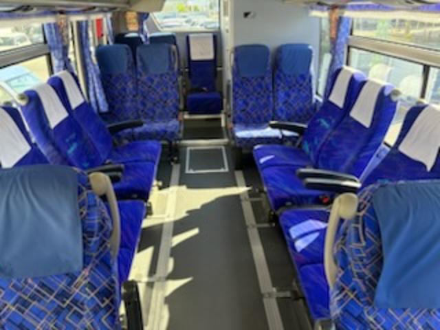 エアロエース ハイデッカー　４０人乗り・モケットリクライニングシート・回転台座シート（ペダル式）４脚・１００Ｖコンセント・トイレ・ナビ・ＤＶＤ・Ｒモニター（自動）・マイク・バック＆サイドビューカメラ・安全装置・火災警報装置（55枚目）