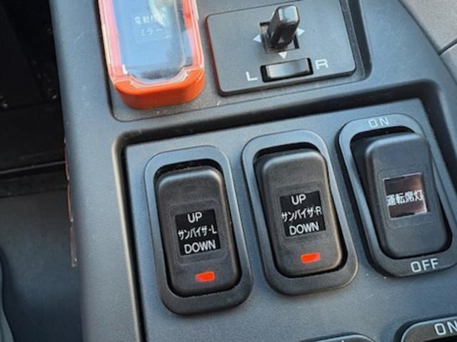 エアロエース ハイデッカー　４０人乗り・モケットリクライニングシート・回転台座シート（ペダル式）４脚・１００Ｖコンセント・トイレ・ナビ・ＤＶＤ・Ｒモニター（自動）・マイク・バック＆サイドビューカメラ・安全装置・火災警報装置（59枚目）