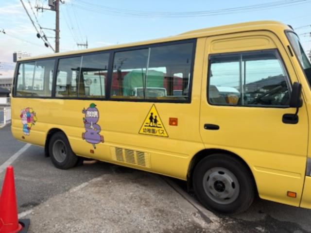 リエッセII 幼児専用車 ワンオーナー車・整備記録簿(49枚)・3+39人乗り・A/T・ディーゼル・自動ドア・ナビ・バックカメラ・ディスプレイオーディオ・リアビューモニター・ドラレコ(前後カメラ)・リモコンミラー(7枚目)