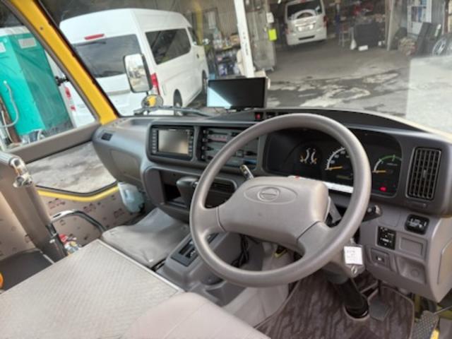 リエッセII 幼児専用車 ワンオーナー車・整備記録簿(49枚)・3+39人乗り・A/T・ディーゼル・自動ドア・ナビ・バックカメラ・ディスプレイオーディオ・リアビューモニター・ドラレコ(前後カメラ)・リモコンミラー(14枚目)