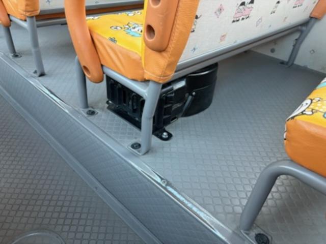 リエッセII 幼児専用車 ワンオーナー車・整備記録簿(49枚)・3+39人乗り・A/T・ディーゼル・自動ドア・ナビ・バックカメラ・ディスプレイオーディオ・リアビューモニター・ドラレコ(前後カメラ)・リモコンミラー(30枚目)