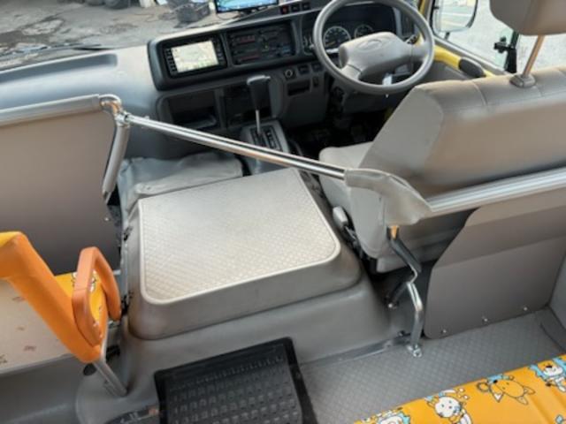 リエッセII 幼児専用車 ワンオーナー車・整備記録簿(49枚)・3+39人乗り・A/T・ディーゼル・自動ドア・ナビ・バックカメラ・ディスプレイオーディオ・リアビューモニター・ドラレコ(前後カメラ)・リモコンミラー(41枚目)