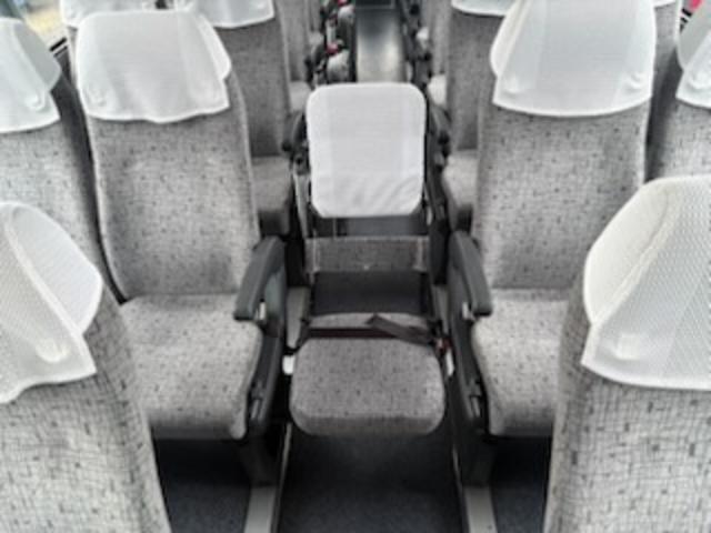 セレガ 　５３人乗り・自動ドア・モケットリクライニングシート・ルームラック・貫通トランク・ディスプレイオーディオ・リアビューモニター・ドラレコ（前後カメラ）・法定点検整備（29枚目）