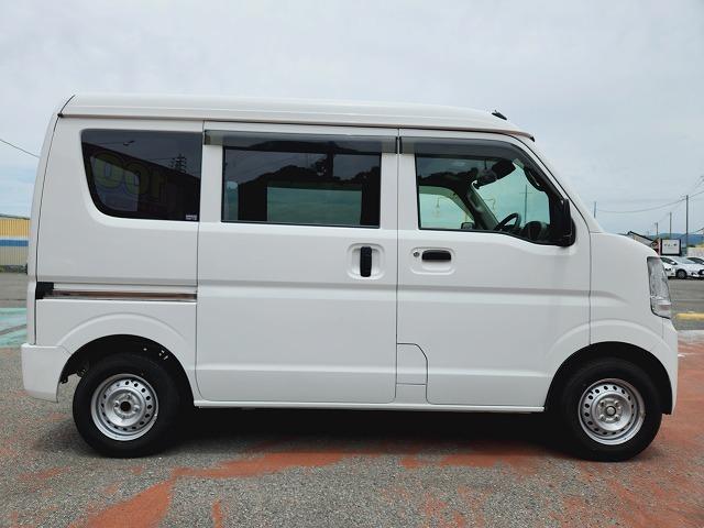 ＮＶ１００クリッパーバン ＤＸ　セーフティパッケージ　ハイルーフ　５速オートギアシフト車　衝突軽減ブレーキ　キーレスキー　クリアランスソナー　ＥＴＣ　Ｗエアバッグ　ＡＢＳ　ＥＳＣ　両側スライドドア　オーバーヘッドシェルフ（4枚目）