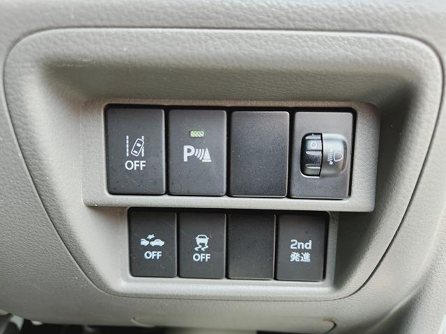 ＮＶ１００クリッパーバン ＤＸ　セーフティパッケージ　ハイルーフ　５速オートギアシフト車　衝突軽減ブレーキ　キーレスキー　クリアランスソナー　ＥＴＣ　Ｗエアバッグ　ＡＢＳ　ＥＳＣ　両側スライドドア　オーバーヘッドシェルフ（18枚目）