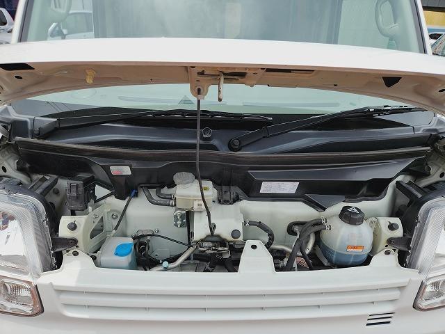 ＮＶ１００クリッパーバン ＤＸ　セーフティパッケージ　ハイルーフ　５速オートギアシフト車　衝突軽減ブレーキ　キーレスキー　クリアランスソナー　ＥＴＣ　Ｗエアバッグ　ＡＢＳ　ＥＳＣ　両側スライドドア　オーバーヘッドシェルフ（28枚目）