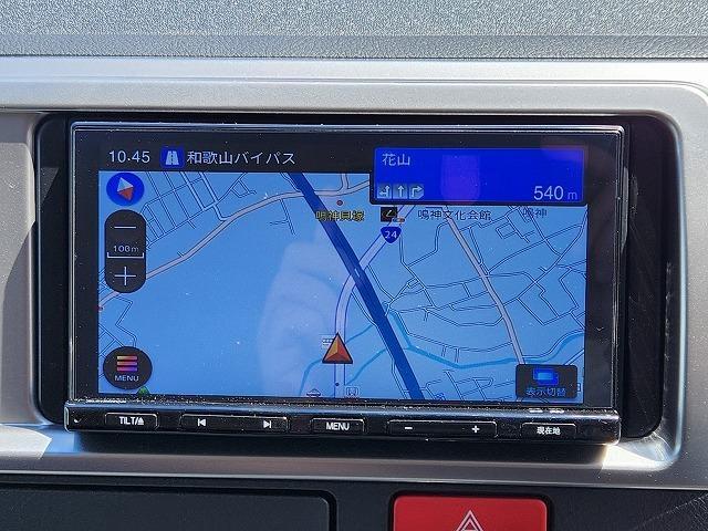 ハイエースワゴン グランドキャビン　ナビ　全方位カメラ　クリアランスソナー　衝突軽減ブレーキ　車線逸脱警報　スマートキー　ＥＴＣ　電動格納ドアミラー　電動スライドドア　禁煙車　ＬＥＤヘッドライト　１００Ｖ電源　１０人乗り（21枚目）