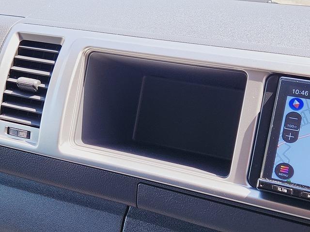 ハイエースワゴン グランドキャビン　ナビ　全方位カメラ　クリアランスソナー　衝突軽減ブレーキ　車線逸脱警報　スマートキー　ＥＴＣ　電動格納ドアミラー　電動スライドドア　禁煙車　ＬＥＤヘッドライト　１００Ｖ電源　１０人乗り（34枚目）