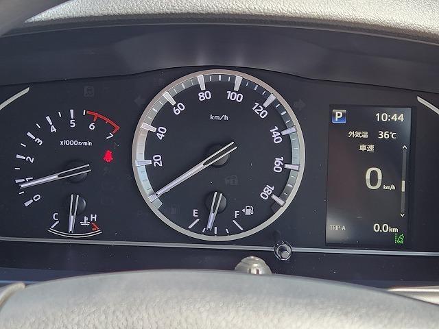 ハイエースワゴン グランドキャビン　ナビ　全方位カメラ　クリアランスソナー　衝突軽減ブレーキ　車線逸脱警報　スマートキー　ＥＴＣ　電動格納ドアミラー　電動スライドドア　禁煙車　ＬＥＤヘッドライト　１００Ｖ電源　１０人乗り（43枚目）