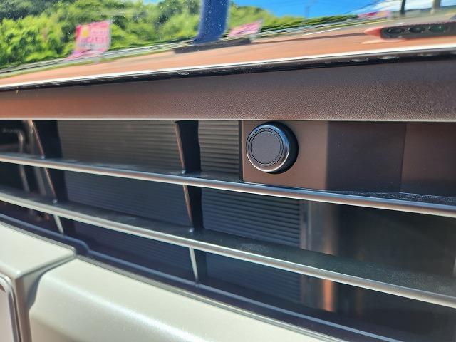 ハイエースワゴン グランドキャビン　ナビ　全方位カメラ　クリアランスソナー　衝突軽減ブレーキ　車線逸脱警報　スマートキー　ＥＴＣ　電動格納ドアミラー　電動スライドドア　禁煙車　ＬＥＤヘッドライト　１００Ｖ電源　１０人乗り（51枚目）