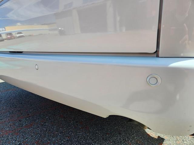 ハイエースワゴン グランドキャビン　ナビ　全方位カメラ　クリアランスソナー　衝突軽減ブレーキ　車線逸脱警報　スマートキー　ＥＴＣ　電動格納ドアミラー　電動スライドドア　禁煙車　ＬＥＤヘッドライト　１００Ｖ電源　１０人乗り（52枚目）