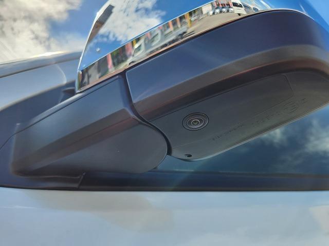 ハイエースワゴン グランドキャビン　ナビ　全方位カメラ　クリアランスソナー　衝突軽減ブレーキ　車線逸脱警報　スマートキー　ＥＴＣ　電動格納ドアミラー　電動スライドドア　禁煙車　ＬＥＤヘッドライト　１００Ｖ電源　１０人乗り（54枚目）