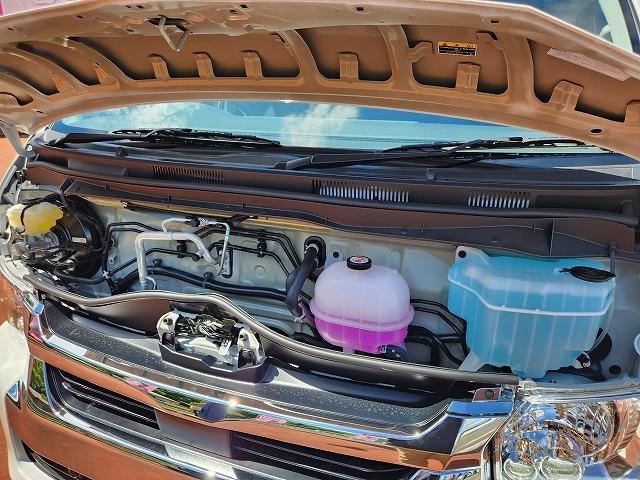 ハイエースワゴン グランドキャビン　ナビ　全方位カメラ　クリアランスソナー　衝突軽減ブレーキ　車線逸脱警報　スマートキー　ＥＴＣ　電動格納ドアミラー　電動スライドドア　禁煙車　ＬＥＤヘッドライト　１００Ｖ電源　１０人乗り（58枚目）