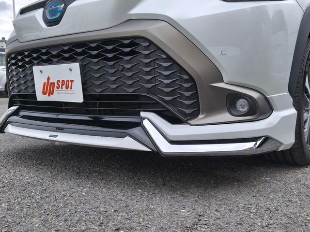 カローラクロス ハイブリッド　Ｚ　モデリスタフルエアロ　９インチディスプレイオーディオ　バックカメラ　ブラインドスポットモニター　レーダークルーズコントロール　ナビキット　フルセグＴＶ　ＥＴＣ　ハンズフリーパワーバックドア　スペアキー（12枚目）