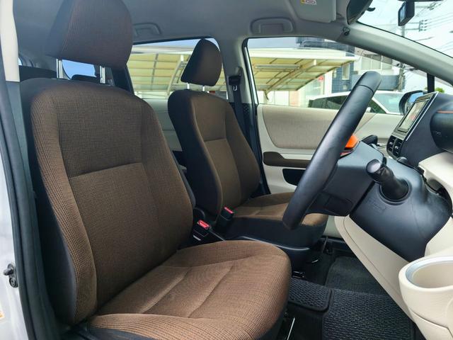 シエンタ Ｇ　７人乗り　純正ＨＤＤナビ　バックカメラ　両側パワースライドドア　ＬＥＤヘッドライト　純正前後ドラレコ　トヨタセーフティセンス　レーンアシスト　オートハイビーム　スマートエントリー　スペアキー　ＥＴＣ（25枚目）