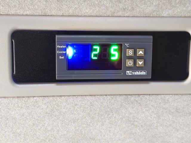 ハイエースワゴン グランドキャビン 10人乗り カロッツェリアメモリーナビ&後席モニター Bカメラ パワースライドドア LEDヘッドライト リアヒーター&クーラーコントローラー トヨタセーフティセンス ワーク18インチアルミ スペアキー(25枚目)