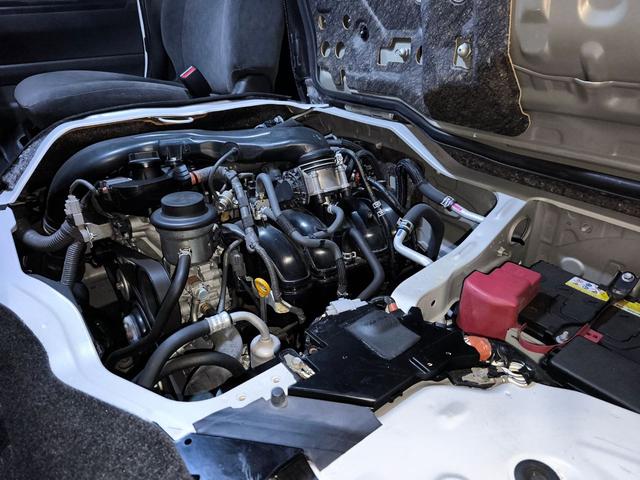 ハイエースワゴン グランドキャビン 10人乗り カロッツェリアメモリーナビ&後席モニター Bカメラ パワースライドドア LEDヘッドライト リアヒーター&クーラーコントローラー トヨタセーフティセンス ワーク18インチアルミ スペアキー(38枚目)