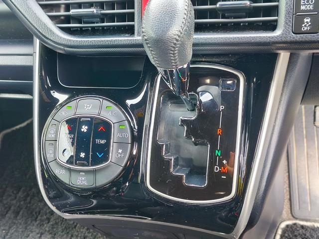 ヴォクシー ＺＳ　煌ＩＩＩ　７人乗り　純正ＳＤナビ　バックカメラ　両側パワースライドドア　バックドアイージークローザー　パーキングサポートブレーキ　クルーズコントロール　ＬＥＤヘッドライト　純正フロントドラレコ　ＥＴＣ　ＴＶ（21枚目）