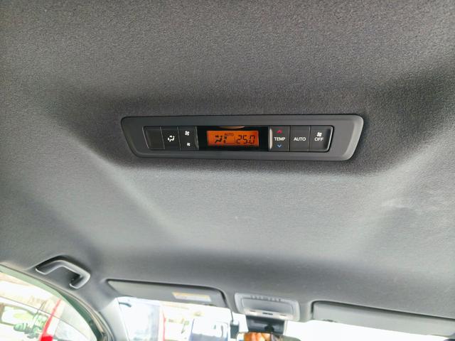 ヴォクシー ＺＳ　煌ＩＩＩ　７人乗り　純正ＳＤナビ　バックカメラ　両側パワースライドドア　バックドアイージークローザー　パーキングサポートブレーキ　クルーズコントロール　ＬＥＤヘッドライト　純正フロントドラレコ　ＥＴＣ　ＴＶ（32枚目）