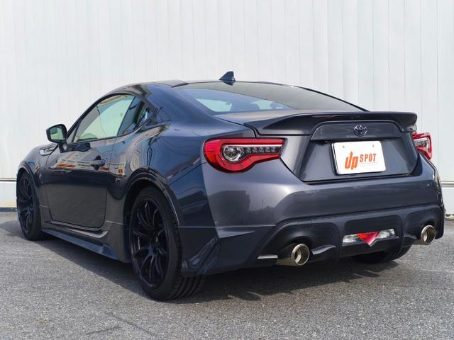 ８６ ＧＴ　６速ＭＴ　ＴＲＤフロント・サイドエアロ　トランクスポイラー　ブリッツ車高調　エアサクションキット　純正ナビ　Ｂカメラ　クルーズコントロール　ＥＴＣ　アドバンスポーツ１８インチアルミ　スペアキー（3枚目）