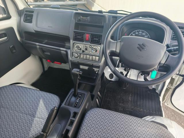 キャリイトラック 60周年記念車 デュアルカメラブレーキサポート レーンアシスト HIDヘッドライト エアコン パワステ パワーウィンドゥ ETC 純正オーディオ ワイヤレスキー 荷室ラバーマット スペアキー(13枚目)