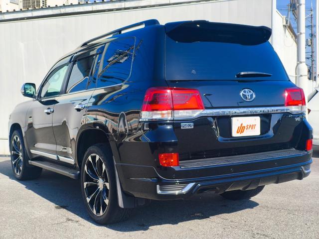 ランドクルーザー ＡＸ　メーカーナビ　マルチテレインモニター　ムーンルーフ　ルーフレール　寒冷地　ブラインドスポットモニター　モデリスタフルエアロ　ＷＡＬＤ２２インチＡＷ　クロールコントロール　コーナーセンサー　スペアキー（3枚目）