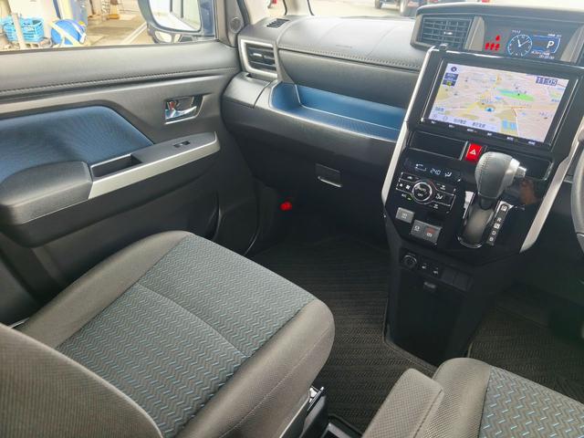 ルーミー カスタムＧ－Ｔ　純正９インチナビ　パノラミックビューモニター　前席シートヒーター　アダプティブクルーズコントロール　コーナーセンサー　純正フロントドラレコ　電動パーキングブレーキ　ブレーキオートホールド　スペアキー（15枚目）