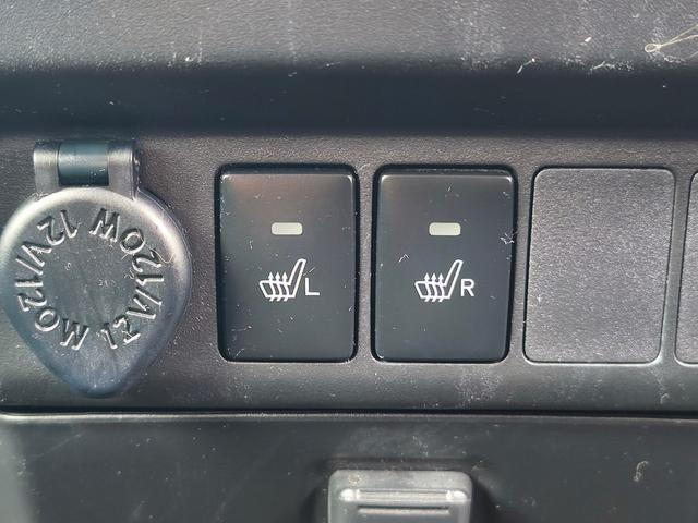 ルーミー カスタムＧ－Ｔ　純正９インチナビ　パノラミックビューモニター　前席シートヒーター　アダプティブクルーズコントロール　コーナーセンサー　純正フロントドラレコ　電動パーキングブレーキ　ブレーキオートホールド　スペアキー（24枚目）