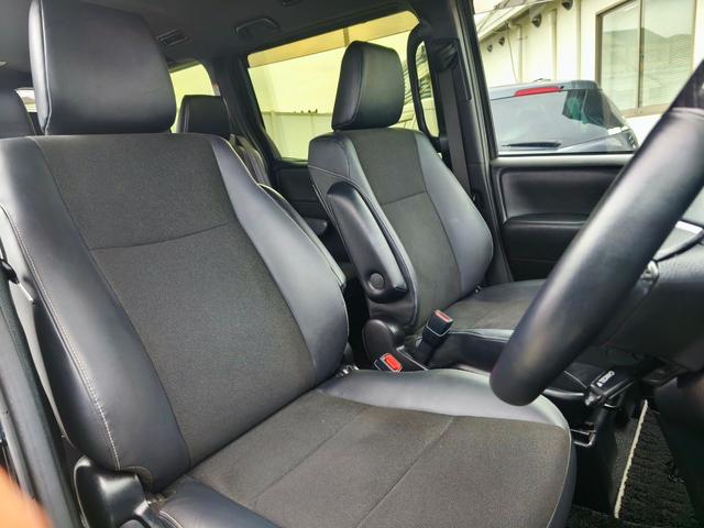 ノア Ｓｉ　ダブルバイビーＩＩＩ　純正１０インチナビ　純正１２インチ後席モニター　純正前後ドラレコ　純正リアルーフスポイラー　リアオートエアコン　クルーズコントロール　パーキングサポートブレーキ　両側パワースライドドア　スペアキー（26枚目）