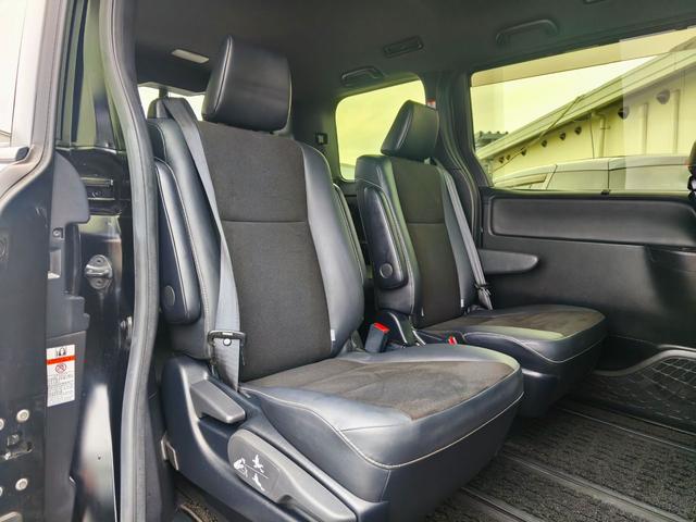 ノア Ｓｉ　ダブルバイビーＩＩＩ　純正１０インチナビ　純正１２インチ後席モニター　純正前後ドラレコ　純正リアルーフスポイラー　リアオートエアコン　クルーズコントロール　パーキングサポートブレーキ　両側パワースライドドア　スペアキー（27枚目）