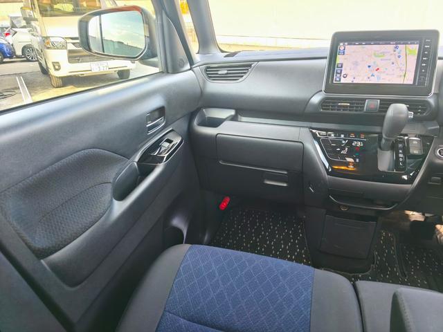 ルークス ハイウェイスター X プロパイロットエディション 純正9インチナビ アラウンドビューモニター 快適パック ハンズフリー両側パワースライドドア 後席サーキュレーター 電動パーキングブレーキ ブレーキオートホールド 前後ドラレコ TV ETC スペアキー(15枚目)