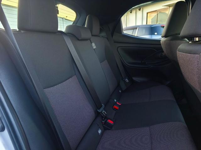 ヤリス G ディスプレイオーディオプラス パノラミックビューモニター ブラインドスポットモニター フルセグTV HDMI再生 ETC2.0 スペアタイヤ 前席シートヒーター 純正前後ドラレコ スペアキー(28枚目)