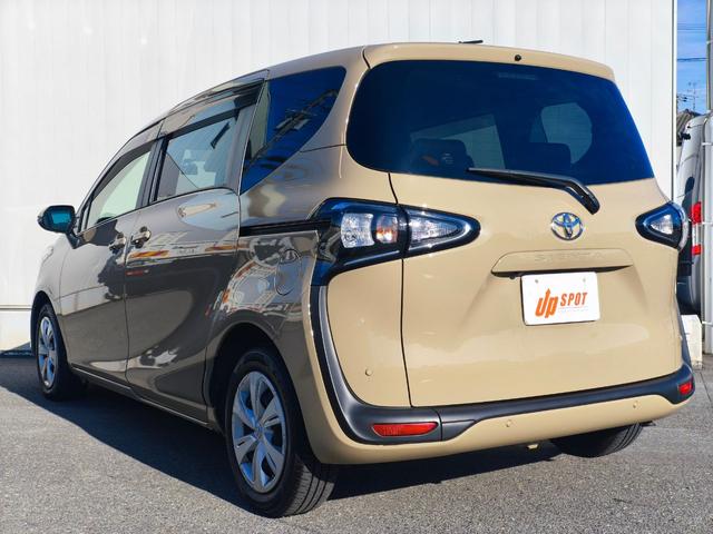 シエンタ 　Ｇ　ウェルキャブ　助手席回転チルトシート車タイプＡ　純正ナビ　パノラミックビューモニター　７人乗り　前後ドラレコ　パーキングサポートブレーキ　　ＬＥＤヘッドライト　両側パワースライドドア　スペアキー（3枚目）