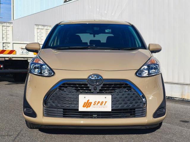 シエンタ 　Ｇ　ウェルキャブ　助手席回転チルトシート車タイプＡ　純正ナビ　パノラミックビューモニター　７人乗り　前後ドラレコ　パーキングサポートブレーキ　　ＬＥＤヘッドライト　両側パワースライドドア　スペアキー（8枚目）