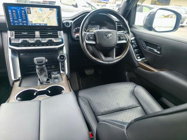 ランドクルーザー ZX JBLプレミアムサウンド リアエンターテイメントシステム 電動デフロック ルーフレール クールBOX 寒冷地仕様 空気圧警報システム 純正フロントドラレコ シートベンチレーション スペアキー(14枚目)