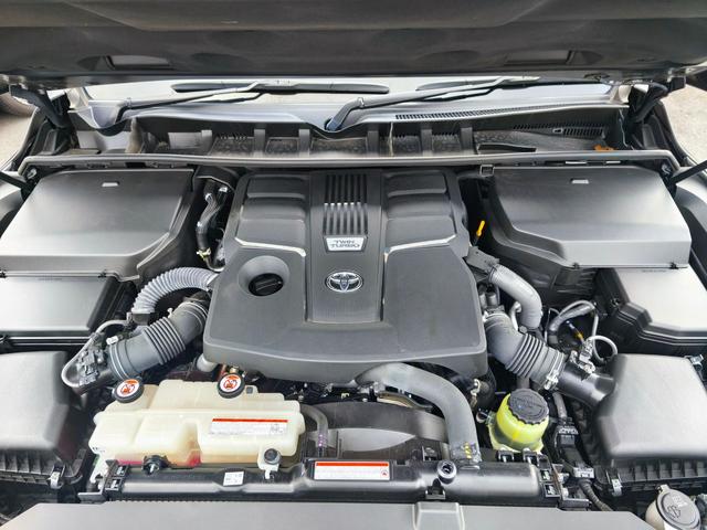 ランドクルーザー ZX JBLプレミアムサウンド リアエンターテイメントシステム 電動デフロック ルーフレール クールBOX 寒冷地仕様 空気圧警報システム 純正フロントドラレコ シートベンチレーション スペアキー(38枚目)