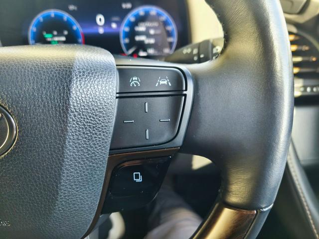 アルファード Ｚ　モデリスタフルエアロ　純正後席モニター　左右独立ムーンルーフ　ユニバーサルステップ　デジタルインナーミラー　ヘッドアップディスプレイ　パノラミックビューモニター　シートベンチレーション　スペアキー（18枚目）