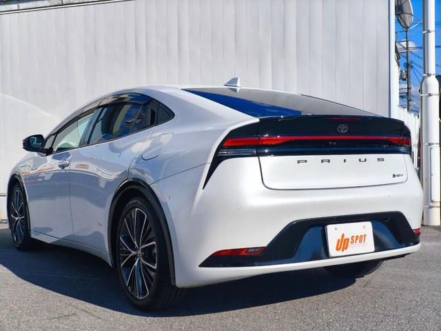 プリウス Z ディスプレイオーディオプラス パノラミックビューモニター デジタルインナーミラー 前後ドラレコ ブラインドスポットモニター アドバンストパーク 前席シートベンチレーション パワーバックドア スペアキー(3枚目)