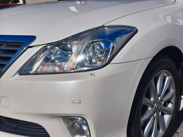 クラウン ロイヤルサルーンＧ　法人ワンオーナー　純正ＨＤＤナビ　バックカメラ　クリアランスソナー　左サイドモニター　全ドアイージークローザー　全席パワーシート　電動フェンダーポール　スペアタイヤ　ＨＩＤヘッドライト　ＥＴＣ（14枚目）