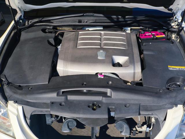 クラウン ロイヤルサルーンＧ　法人ワンオーナー　純正ＨＤＤナビ　バックカメラ　クリアランスソナー　左サイドモニター　全ドアイージークローザー　全席パワーシート　電動フェンダーポール　スペアタイヤ　ＨＩＤヘッドライト　ＥＴＣ（43枚目）