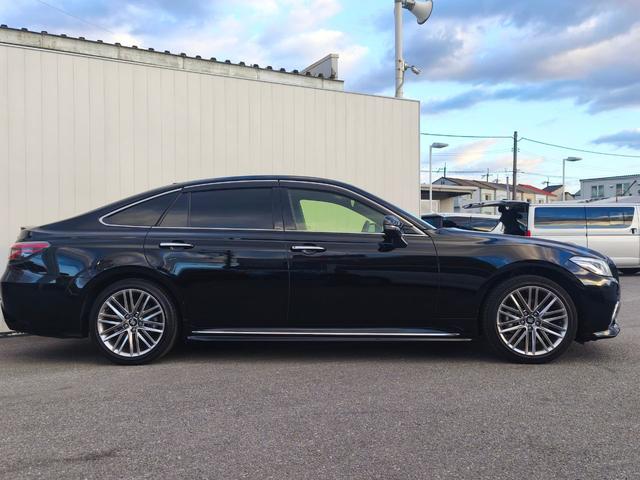 クラウンハイブリッド RS 後期型 12.3インチナビ パノラミックビューモニター ヘッドアップディスプレイ ブラインドスポットモニター 前席パワーシート&シートヒーター ステアリングヒーター ハーフレザーシート スペアキー(11枚目)