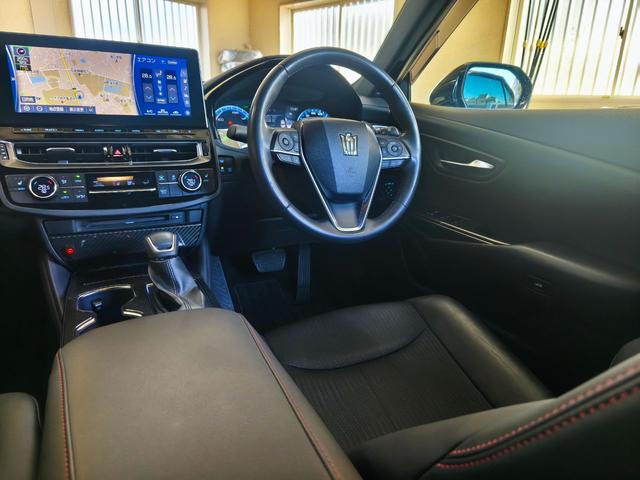 クラウンハイブリッド RS 後期型 12.3インチナビ パノラミックビューモニター ヘッドアップディスプレイ ブラインドスポットモニター 前席パワーシート&シートヒーター ステアリングヒーター ハーフレザーシート スペアキー(14枚目)