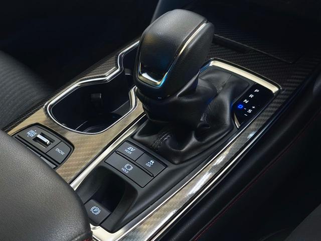 クラウンハイブリッド RS 後期型 12.3インチナビ パノラミックビューモニター ヘッドアップディスプレイ ブラインドスポットモニター 前席パワーシート&シートヒーター ステアリングヒーター ハーフレザーシート スペアキー(24枚目)