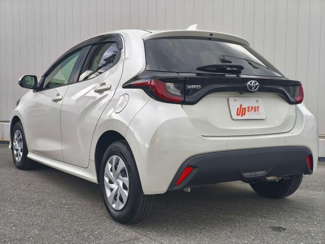 ヤリス X ディスプレイオーディオ 純正ナビキット パノラミックビューモニター ブラインドスポットモニター パーキングサポートブレーキ フルセグTV ETC 純正フロントドラレコ ACC スペアキー(3枚目)